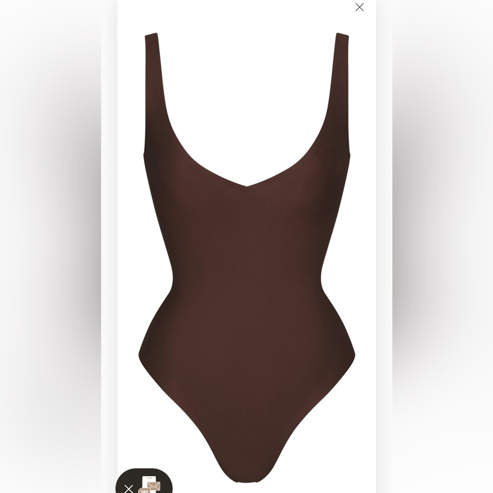 SKIMS Body Unlined Plunge Bodysuit in Cocoa